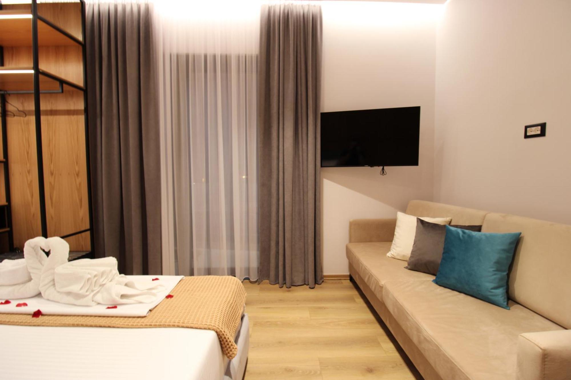 Ionian's Breeze 4*
